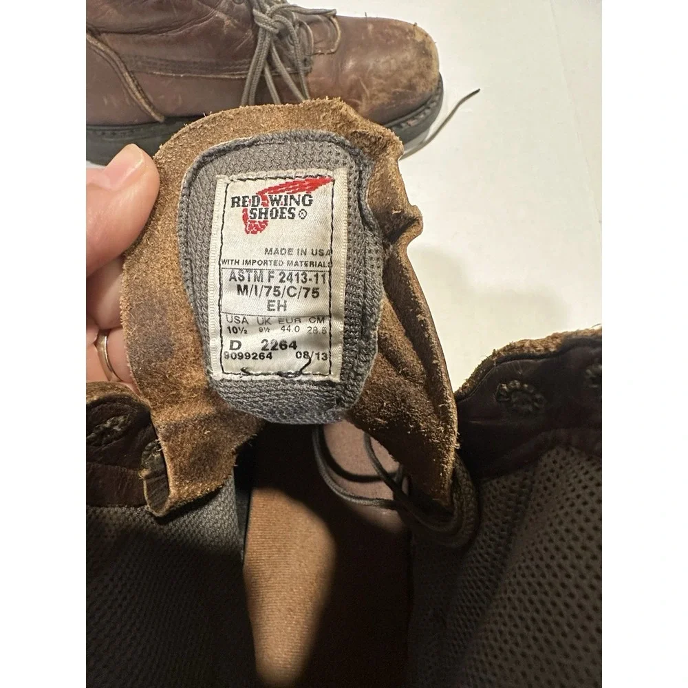 Red Wing Shoes Boots ASTMF 2413-11 Leather Steel Toe Oil Resistant Men Size 10.5